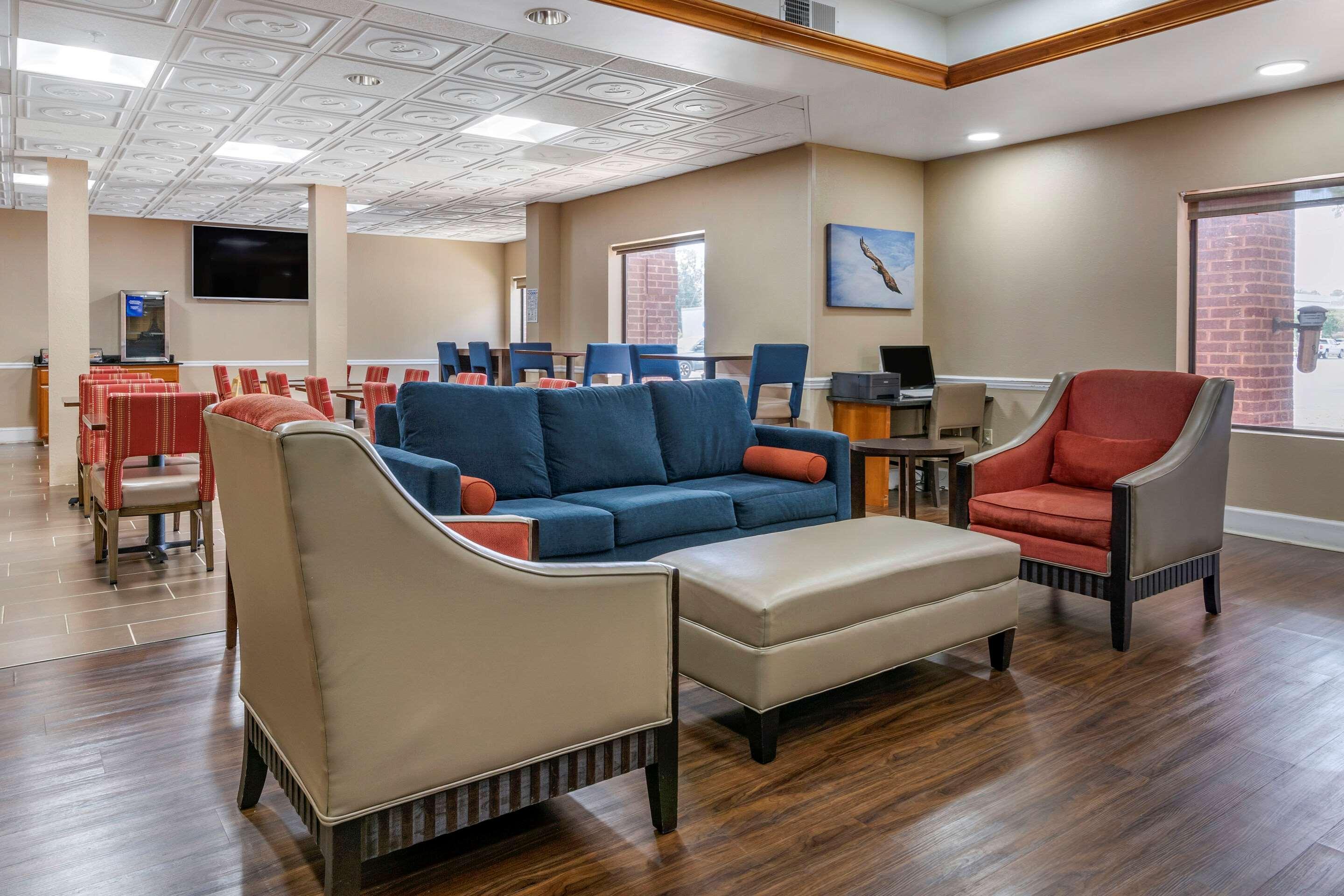 Comfort Inn & Suites Statesboro - University Area Eksteriør billede